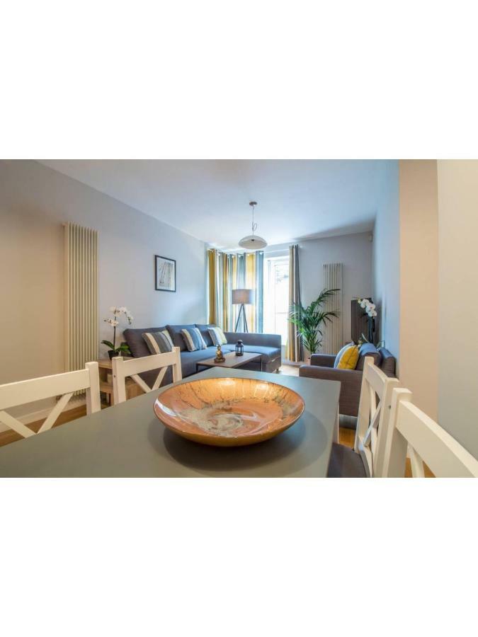 Central And Stylish One Bedroom Apartment Edinburgh Luaran gambar